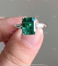 4Ct Emerald Simulated Emerald Three Stone Engagement Ring 14K Yellow Gold Plated - £39.57 GBP