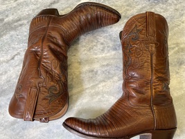 Lucchese handmade exotic Teju lizard cowboy boots men’s size 8 D tobacco brown image 2