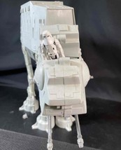 Star Wars walker with driver  - $5,586.46 MXN