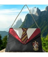 Harry Potter Danielle Nicole Crossbody Purse Gryffindor Black Red Glitte... - $442.66 MXN