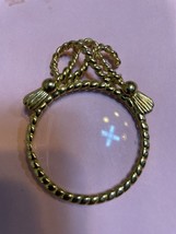 Vintage Magnifying Glass Pendant Necklace goldtone floral embellishment New - €15,59 EUR
