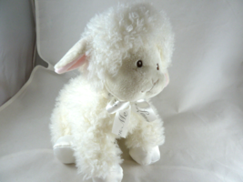 Musical Lamb Plush Sheep white Jesus Loves Me ribbon and sound Wind up  11&quot; - £15.81 GBP