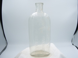 PA2 - 1910&#39;s Lydia Pinkham&#39;s Medicine Lynn Mass CLEAR 8 1/8&quot; Medicine Bo... - $133.25 MXN