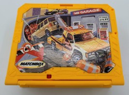 Vintage 2001 Mattel Matchbox MB GARAGE Yellow Building Case - £16.69 GBP