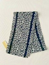 MICHAEL Michael Kors Leopard Muffler Scarf Black / White - $1,243.40 MXN