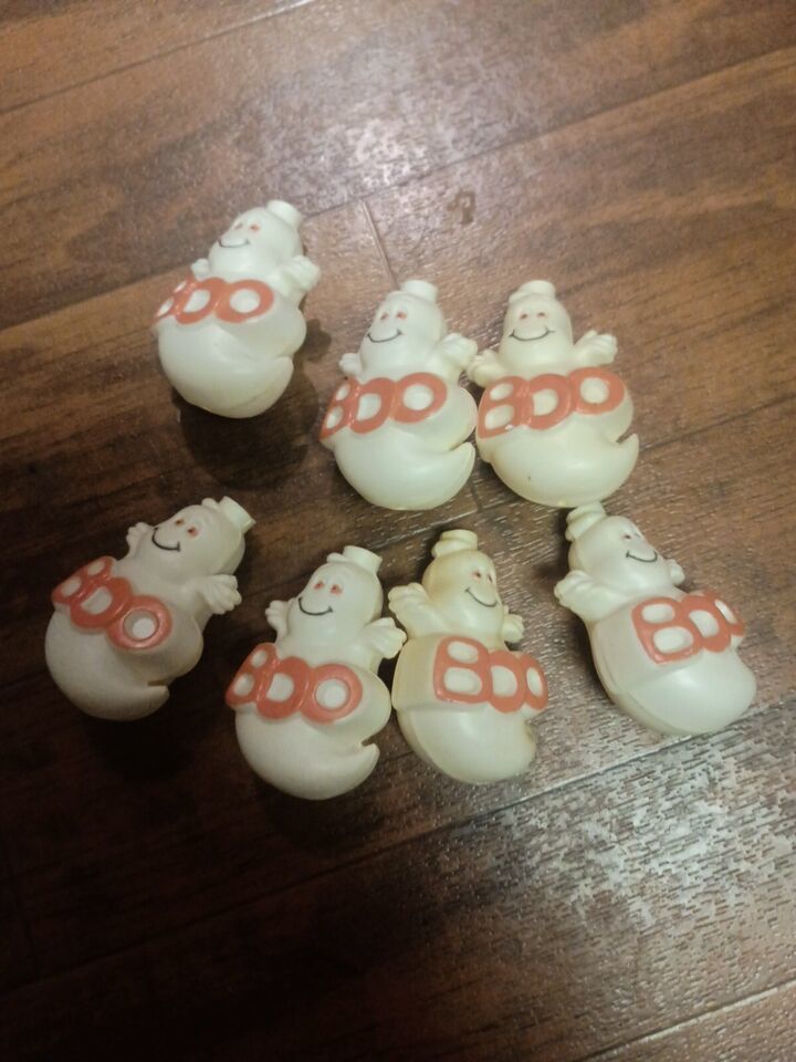 10 Vintage BOO Ghost Halloween Light Set Covers Plastic Blow Mold  - $9.89