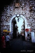 1962 Street View Porta Catania People Taormina Sicily Kodachrome 35mm Slide - £2.36 GBP