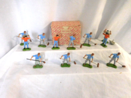 Britains Farm Labourers Workers # 2058 New in Box 12 Figures - £70.99 GBP