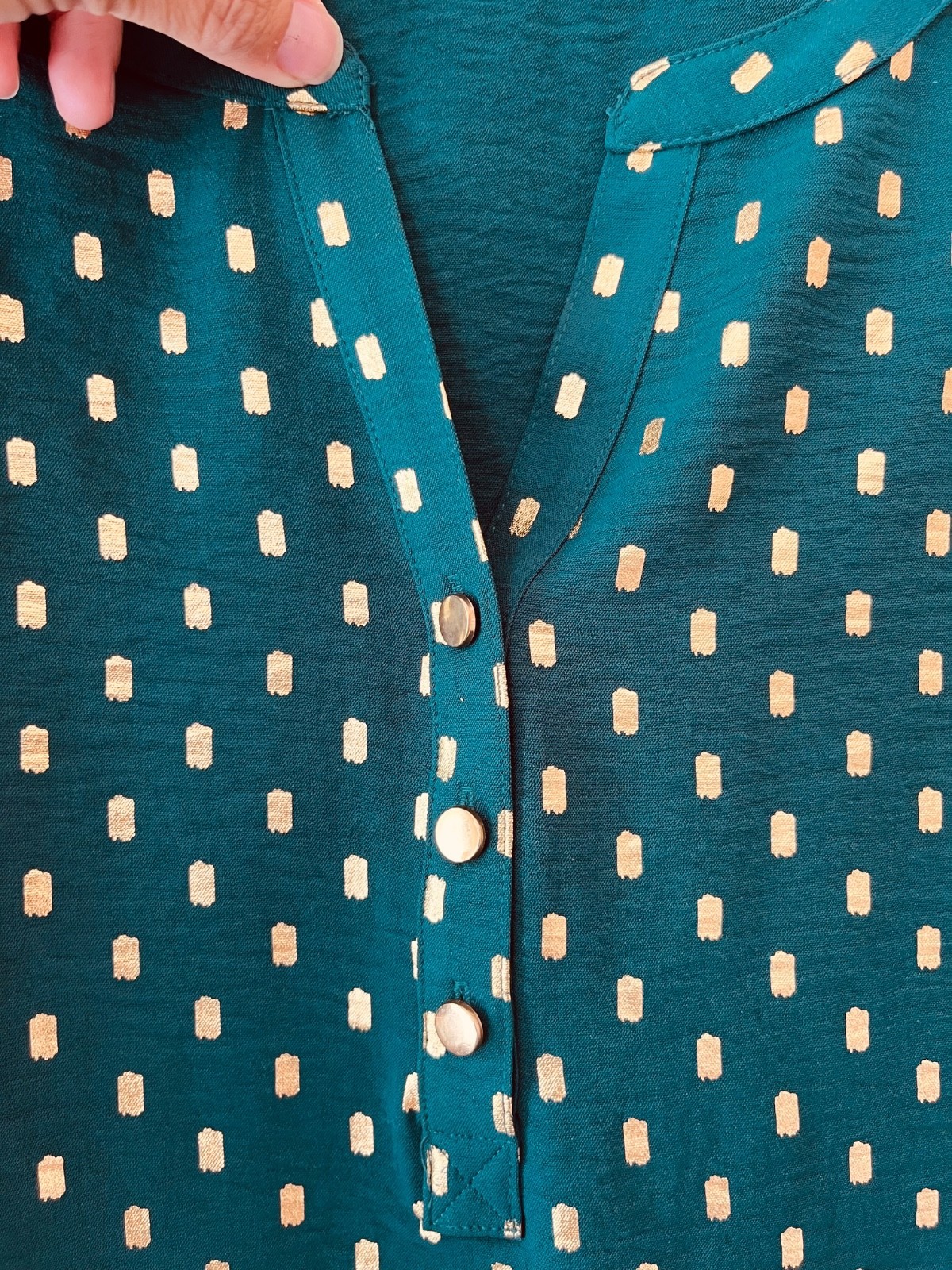 Sz XL Green Gold Glitter Dots Open Split Buttoned V Neck Pullover Blouse Item image 2