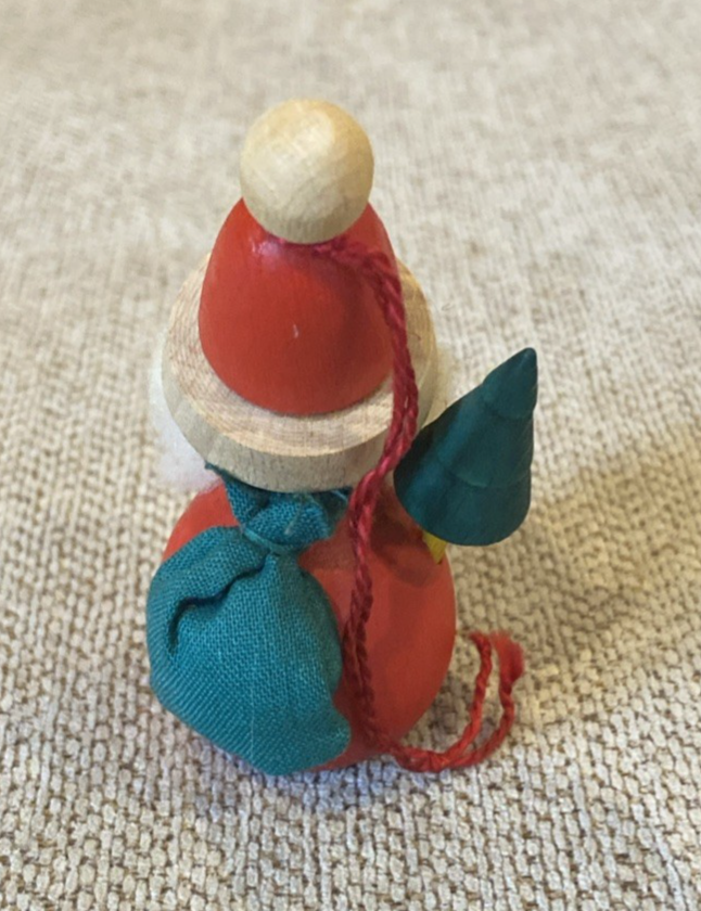 Vintage STEINBACH Scottish Santa Wood Christmas Ornament 3 inches tall Item image 3