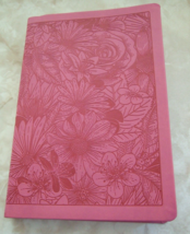 NLT Large Print Premium Value Thinline HLY BIBLE  Leatherlike Garden Pink Covers - £14.92 GBP