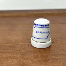 Vintage Nashville Tennessee State Outline Porcelain Thimble, White &amp; Blue - $9.99