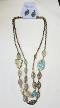 Periwinkle by Barlow Necklace &amp; Earring Set Dangling Leaves Antique Gold &amp; Blue - £12.59 GBP