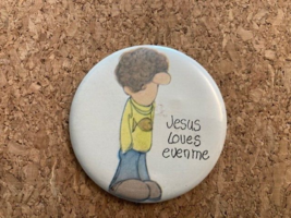 Vintage Jesus Loves Even Me Pinback Pin 2.25&quot; - $5.81