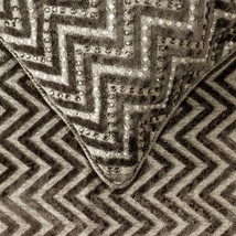 Grey Crystal Chevy - Velvet Grey Decorative Bed Runner and Pillow Cover - €65,73 EUR+