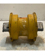 John Deere AT173430 Single Flange Track Roller - €192,89 EUR