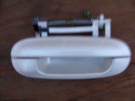 1998 1999 2000 2001 Cadillac Seville Sts Right Rear Door Handle Oem Used White - £62.51 GBP