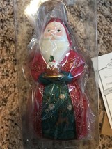 New in Box HALLMARK Keepsake Ornament Santas from around the world ENGLAND - £27.89 GBP