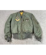 Vintage Alpha Industries MA-1 Flying Bomber Jacket 1964 Size Medium Mans Vietnam - $3,631.95 MXN