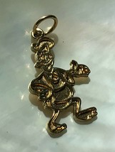 Estate Goldtone Walt Disney Donald Duck Pendant – 1 and 3/8th’s x 7/8th’s inches - £8.28 GBP