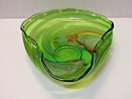 Vintage Handblown Folded Wavy Green Swirl Glass Decorative Candy Dish Ashtray - £30.38 GBP