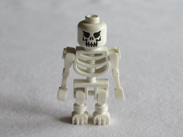 Rough Lego Skeleton with Standard Evil Skull Minifigure Pirates Spooky K... - £7.77 GBP