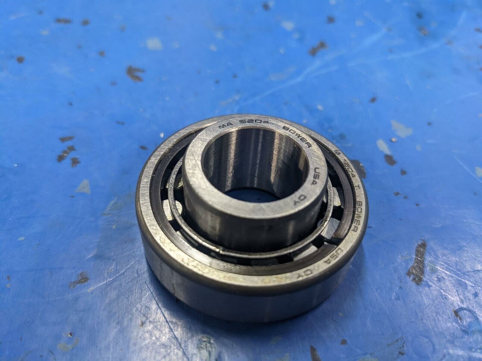 Detroit Diesel Roller Bearing 8929820 Bower M12204 MA5204 - $39.95