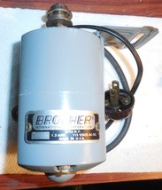 Brother FlairMatic HZ5-B1 Model 130 1.2 Amp Motor On Mount w/Belt &amp; Wire... - $20.00