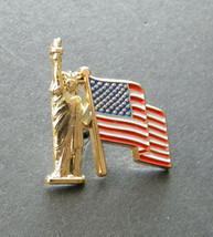 Statue Of Liberty Nyc Usa Flag Lapel Pin Badge 7/8 Inch - £4.50 GBP