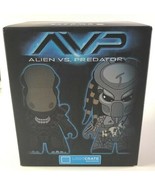 Alien vs Predator 4-1/2&quot; Vinyl Figure - Loot Crate March 2016 Blind Box ... - £3.82 GBP