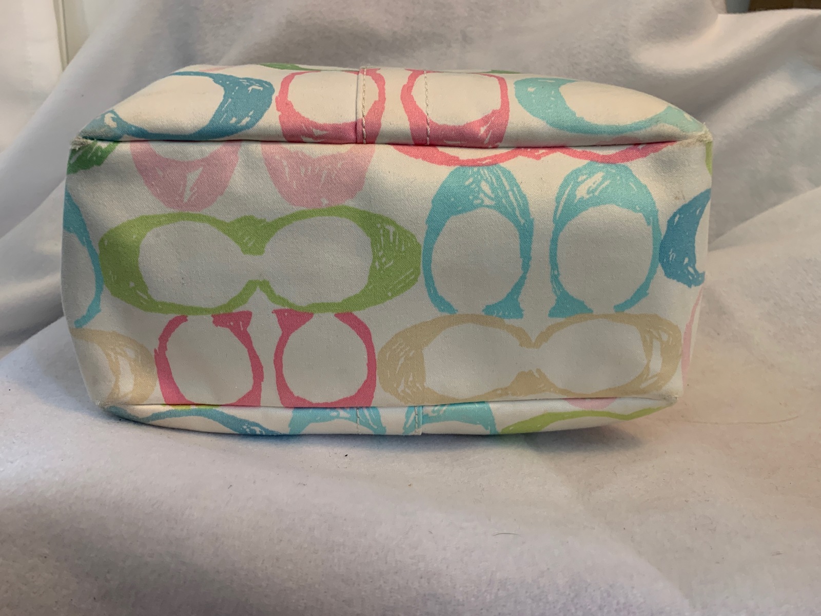 COACH Vintage Hampton Rainbow Logo Scribble and 43 similar items