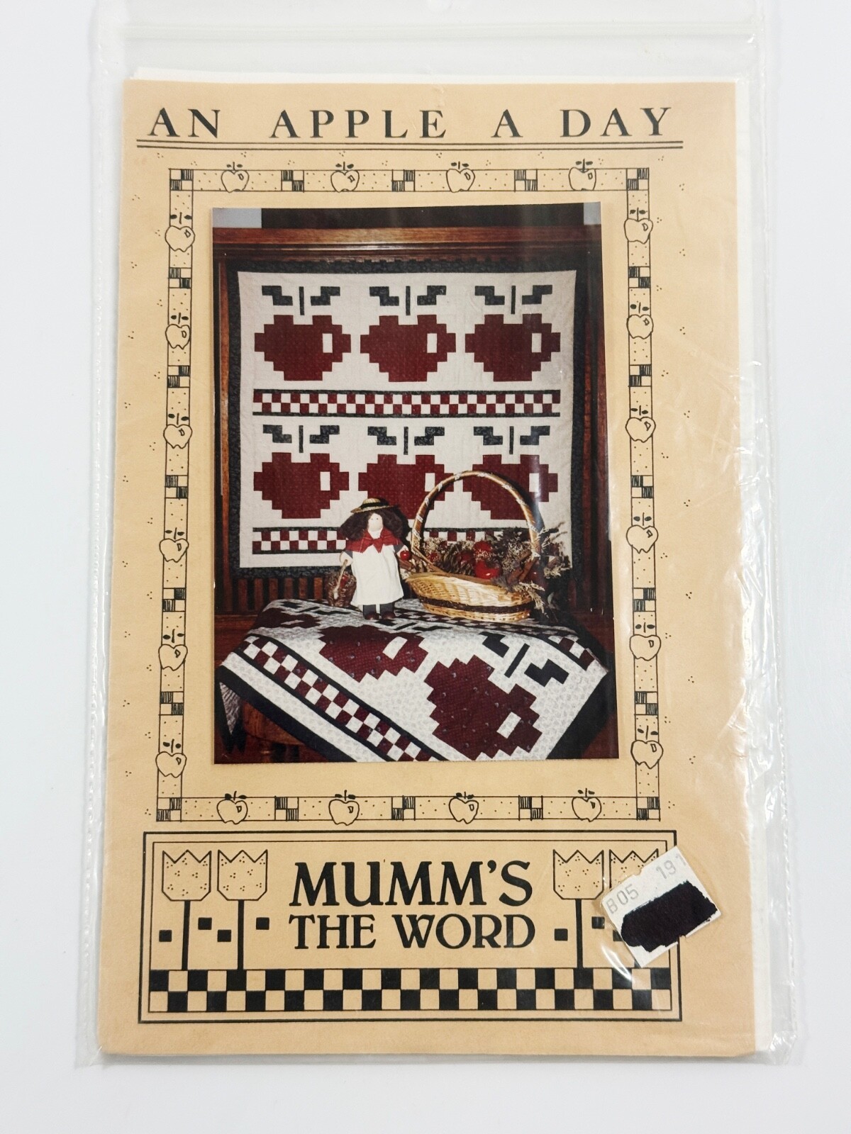Debbie Mumm - AN APPLE A DAY Quilt Pattern - Mumm&#39;s The Word - $9.89