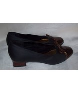 SOFT STYLE by HUSH PUPPIES low pumps, SIZE 6 - $25.50