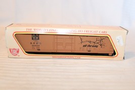 HO Scale IHC, 50&#39; Box Car, Santa Fe Orange, #35829 BNOS - £22.04 GBP