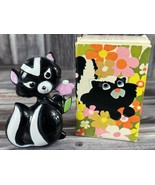 VNT 70s Avon Fragrance Glace Pin Pal (SS3) - Sniffy the Skunk - Spring E... - £15.20 GBP