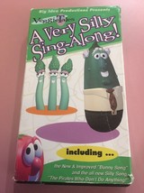 Veggie Tales - a Very Silly Sing-A-Long (VHS) - £19.37 GBP