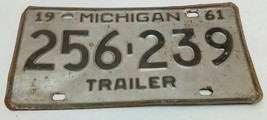 1961 ORIGINAL MICHIGAN STATE TRAILER LICENSE PLATE 256-239 VINTAGE VEHICLE - $24.55