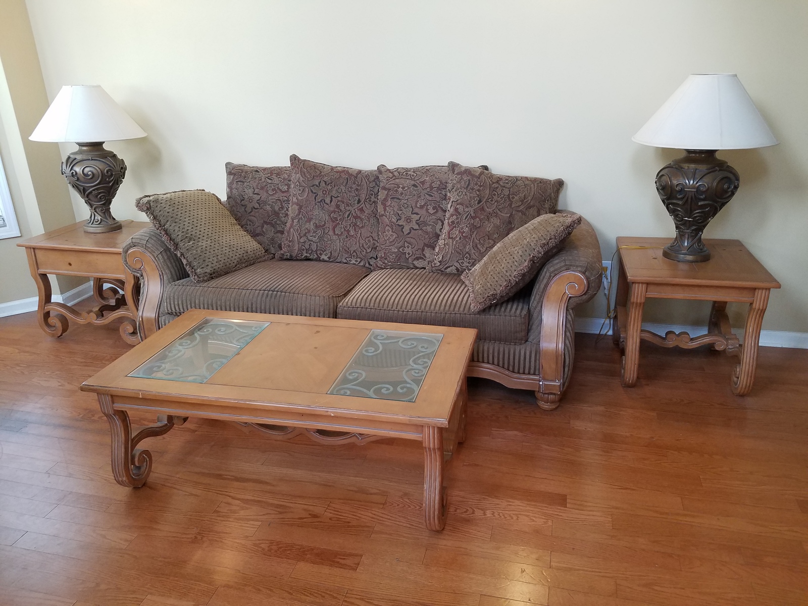 LIVING ROOM FURNITURE: VERY COMFORTABLE SOFA IN EXCELLENT CONDITION WITH A COFFE - $999.00