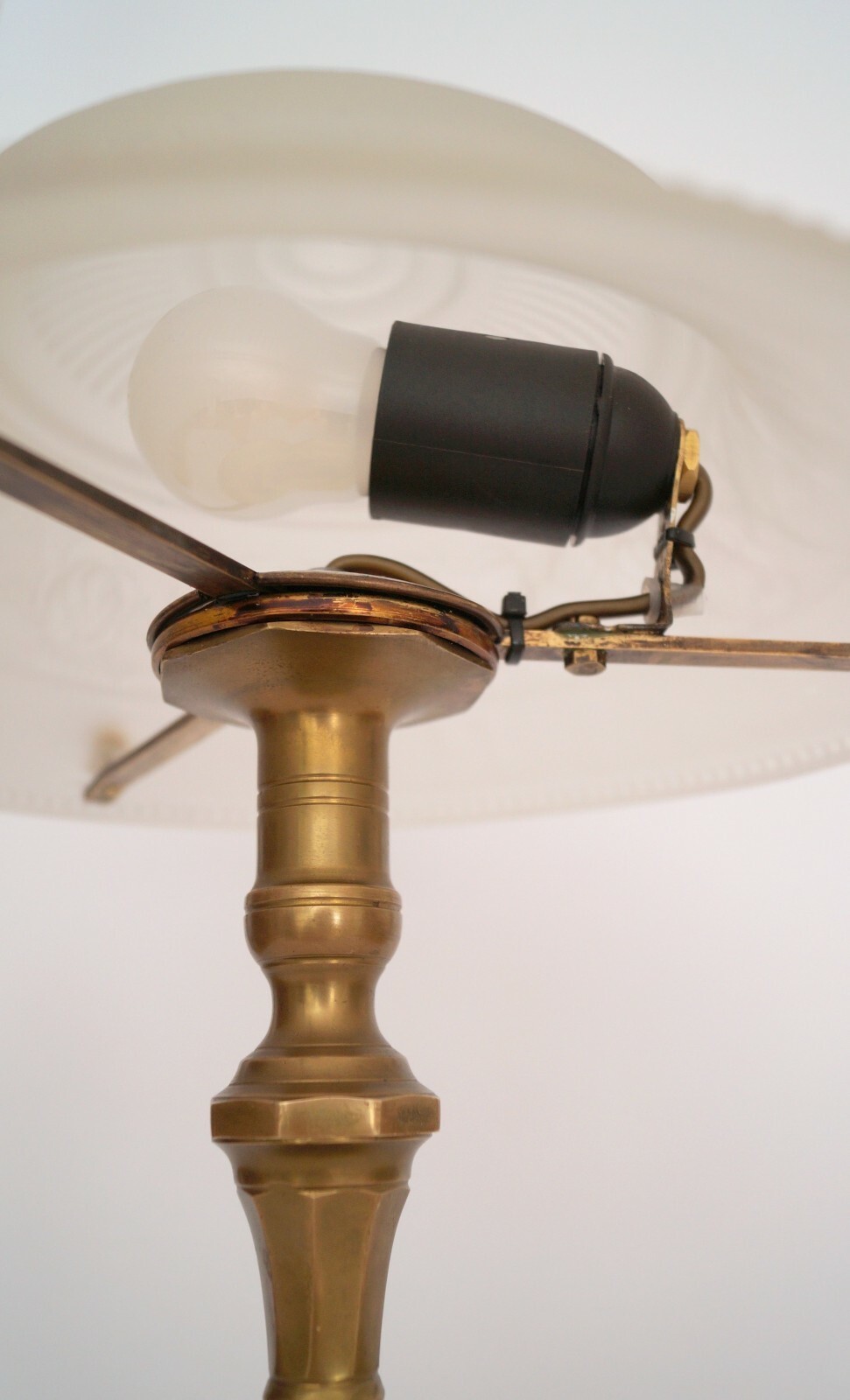 Art Deco Design Table Lamp "AMERICAN SWING" Brass Lamp Unique Delicate Item image 5