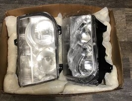 New Pair Of Headlights Compatible 2005-07 Chrysler 300 Both Right &amp; Left... - $123.48