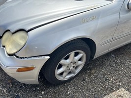 Driver Fender 203 Type Coupe C230 Fits 02-05 MERCEDES C-CLASS 104650484 - $1,921.58 MXN