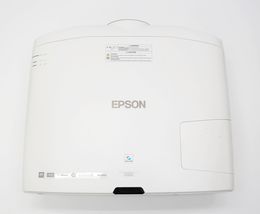 Epson Home Cinema 5050UB 4K PRO-UHD 3-Chip HDR Projector (H930A) - White image 10