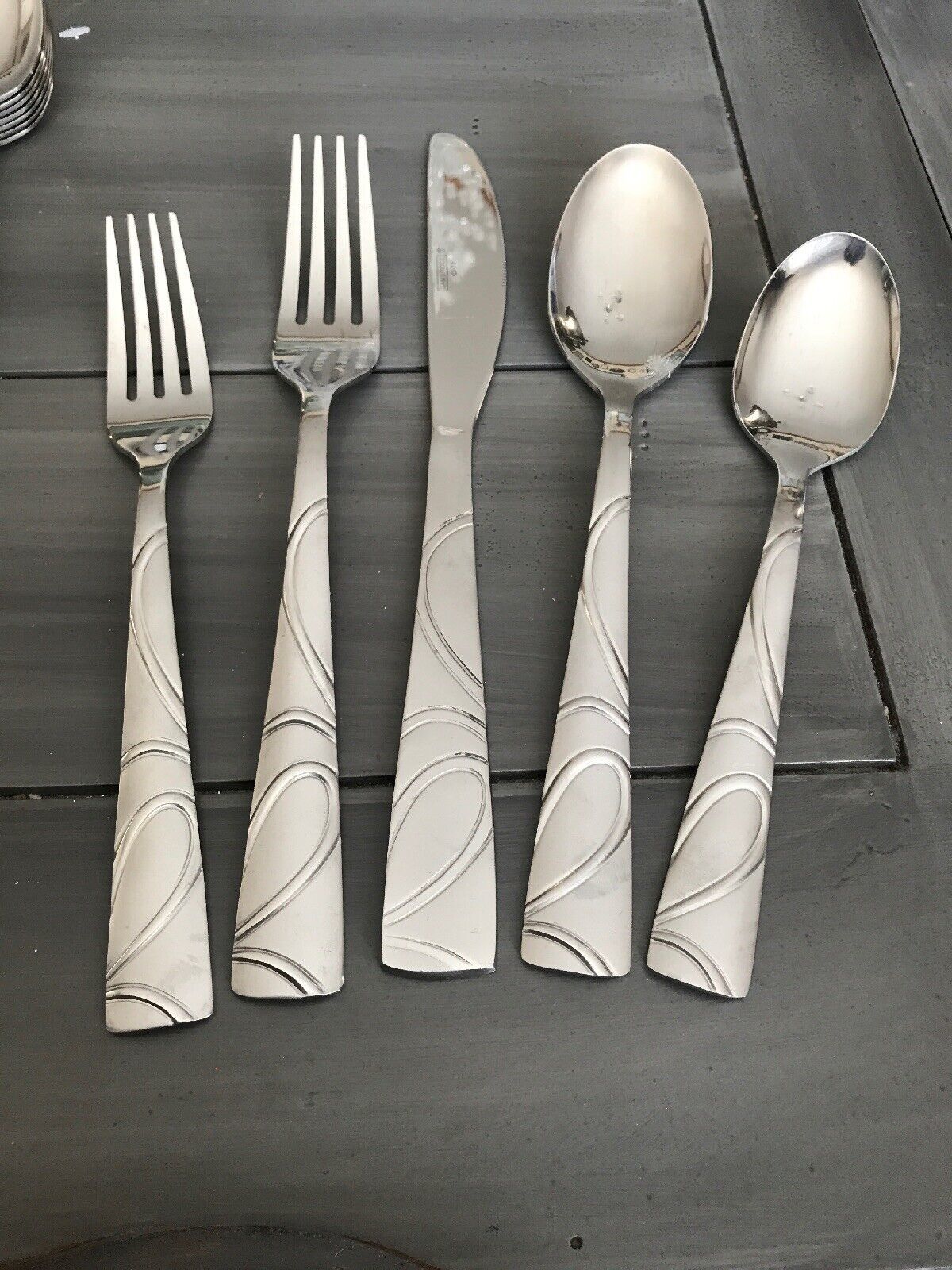 5 Piece Place Cambridge Silversmiths SASHA SAND Stainless 7 Available! EUC! - $15.84