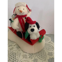 Hallmark Jingle Pals Musical Snowman What Fun Sledders with Penguin and puppy - £16.47 GBP