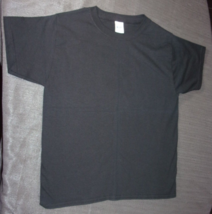 Gildan Heavy Cotton Black T Shirt Medium Great For The Cold Winter Days - £11.16 GBP