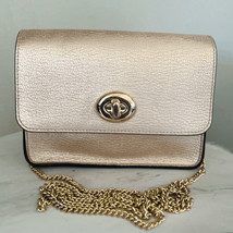 Coach Women&#39;s Turnlock Chain Crossbody Leather Bag, Platinum/Gold, NWOT - £110.36 GBP