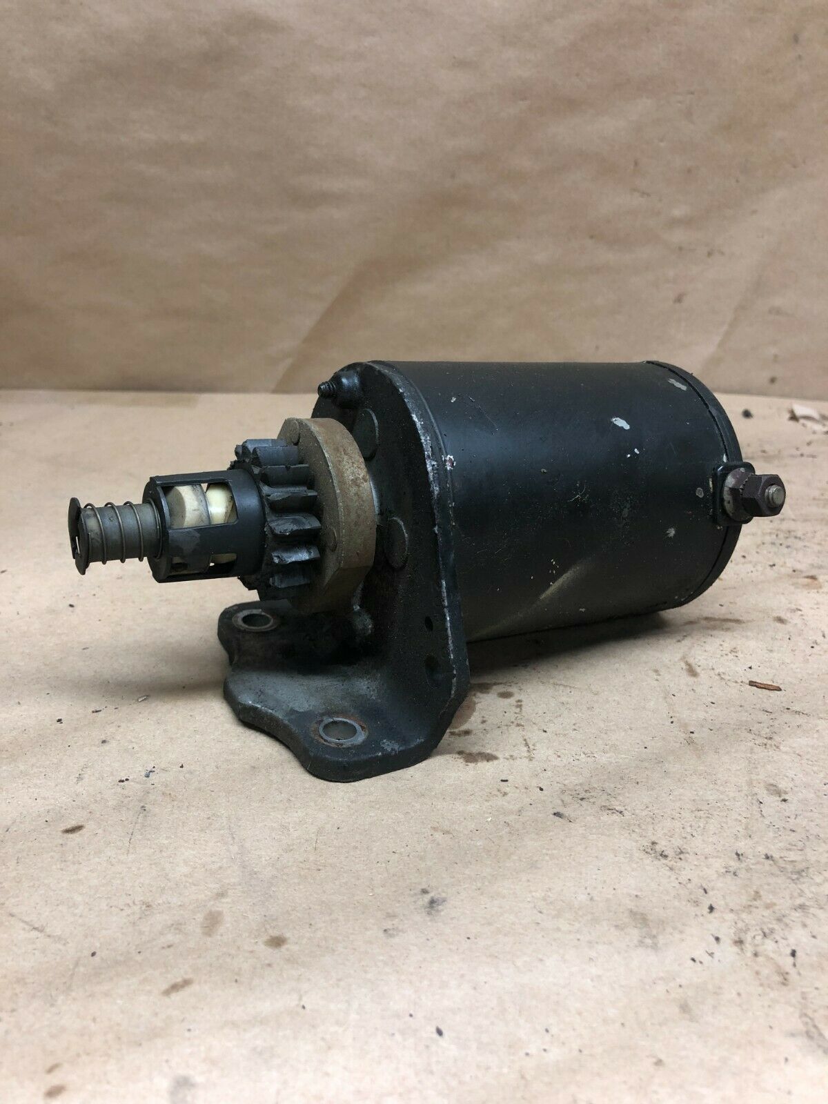 Primary image for Briggs & Stratton Starter Motor 497595 (236769983476)