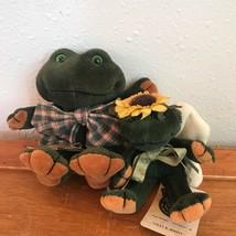 Gently Used Lot of 2 Small Boyds Bears in the Attic Plush Frog Lilly R. Ribbit  - £8.84 GBP