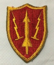 1964 US Army Air Defense Command Patch Red Gold Original Issue Cut Edge Vietnam - $6.50