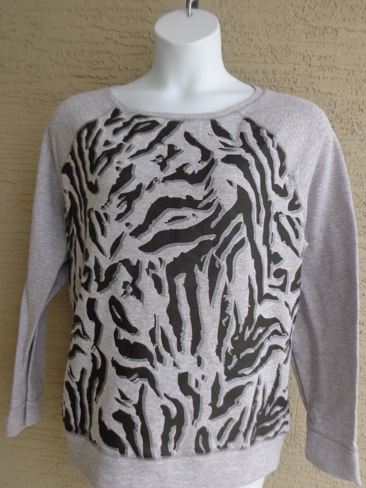 Primary image for New Just My Size 1X Glitzy Graphic 50/50 Blend Cozy Lighter Weight Sweatshirt 